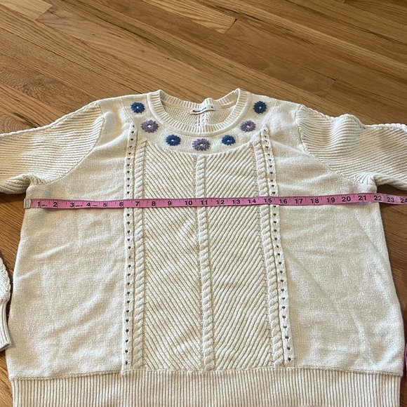 Marine Layer Jada Ivory Floral Embroidered Crewneck Sweater Sz XL - Picture 3 of 7